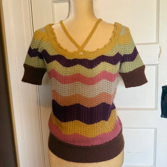 ✨ Missoni Vintage Zig-Zag Knit Top ✨ - Picture 6 of 6